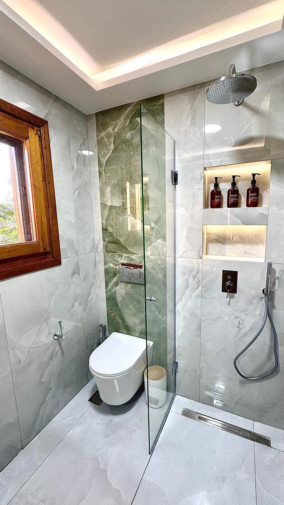 Seafront Oasis Apartment Ierissos
